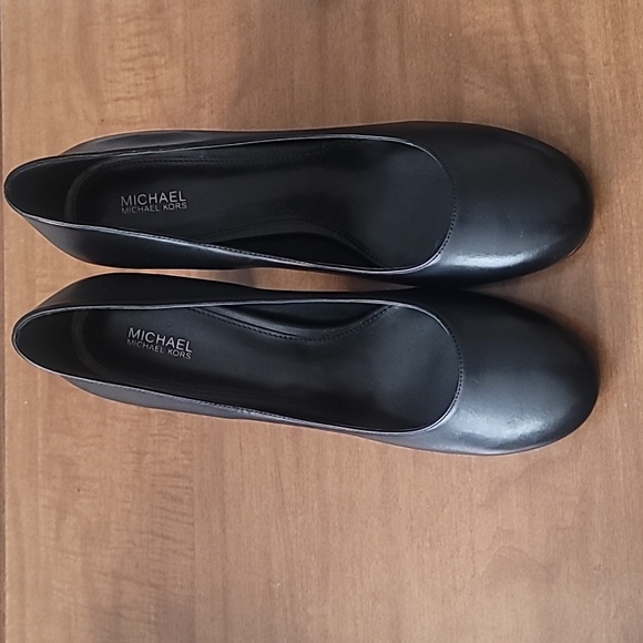 Michael Kors Black Heels - Picture 1 of 5